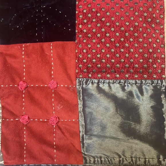 Quilted throw in gorgeous colors - Picture 4 of 7